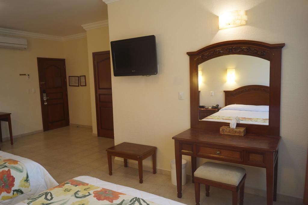 Hotel Argento Куэрнавака Экстерьер фото